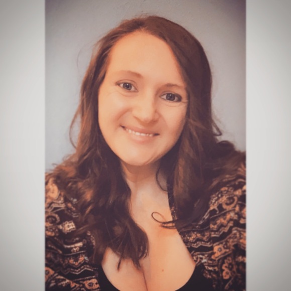 Meet your Posh Ambassador, Tiffany - Picture 1 of 3